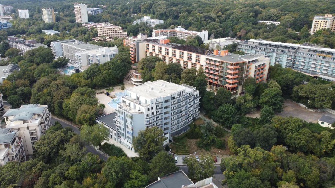 Apartments Yalta Golden Sands Exterior photo